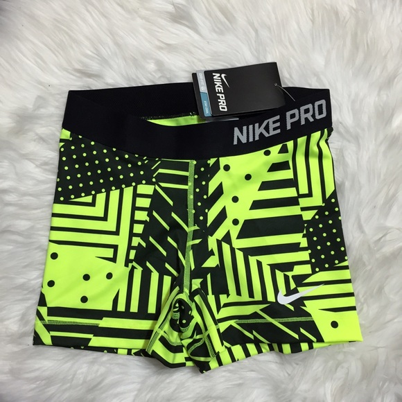 Nike Pro Shorts - Picture 2 of 3