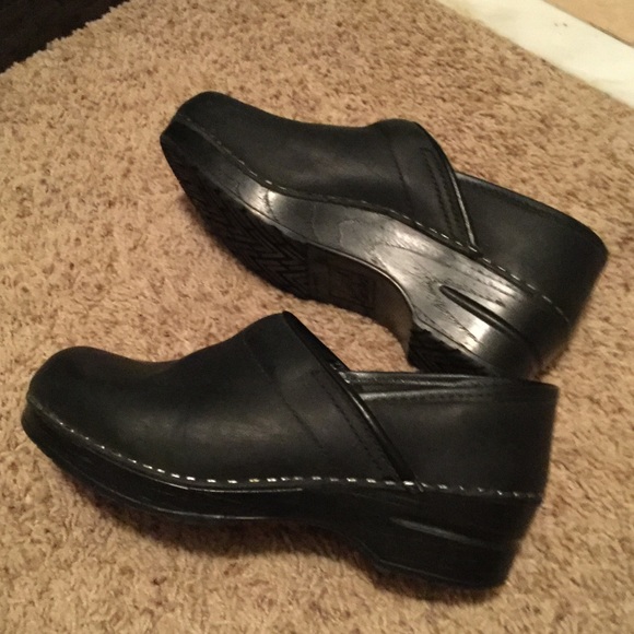 Danskos Black size 36 in great condition