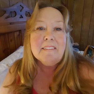 Meet your Posher, Deborah