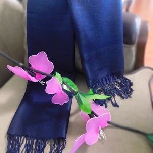 Pashmina Shawl in Navy Blue Paisley Print