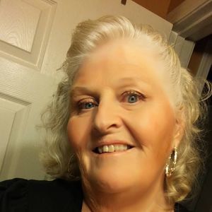 Meet your Posher, Paula