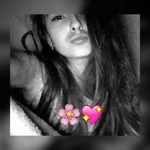 Meet your Posher, Cynthia