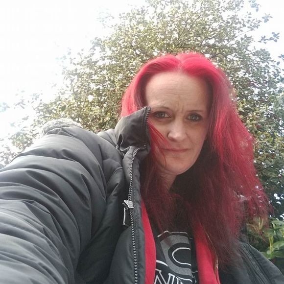 Meet your Posher, Valerie - Picture 1 of 1