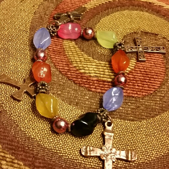 4 home made bracelets - Picture 4 of 4