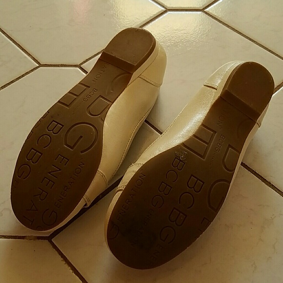 Bcbgeneration Flats - image 3