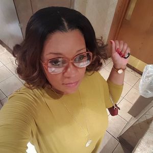 Meet your Posher, Shyla