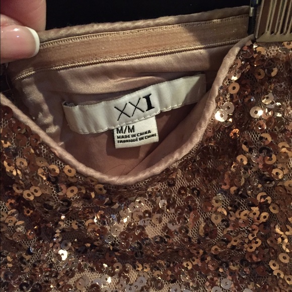 GOLD SPARKLE STRAPLESS DRESS - Picture 4 of 4