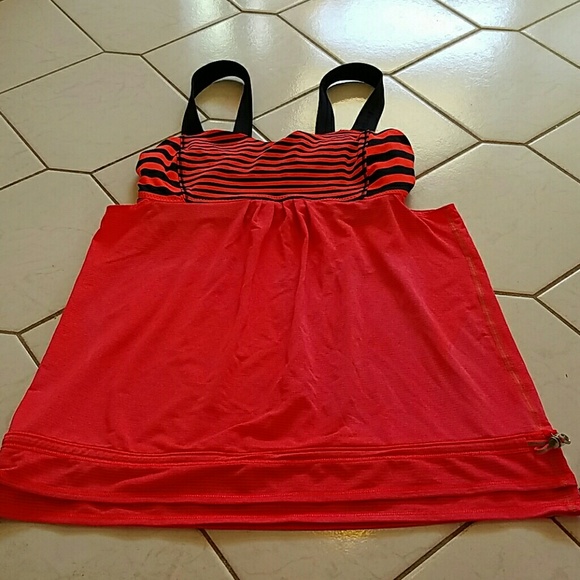Lululemon tank