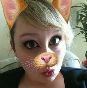 Meet your Posher, Christina