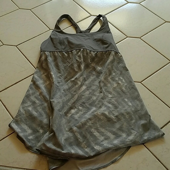 Lululemon tank