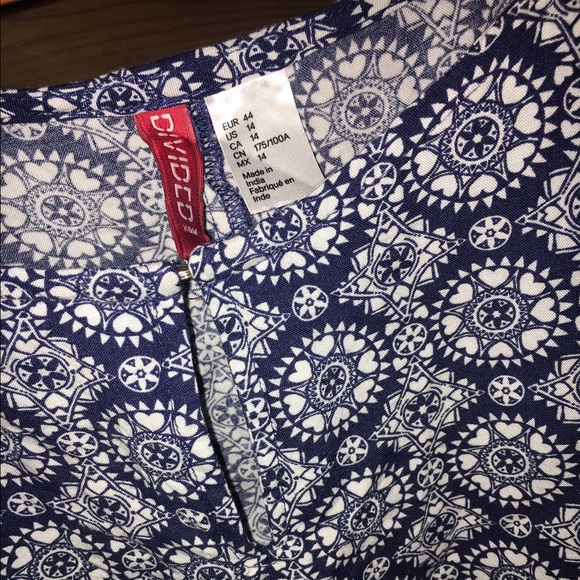 H&M blouse - Picture 3 of 3