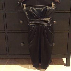 TEEZE ME Black Mini Strapless (Lined) Dress
