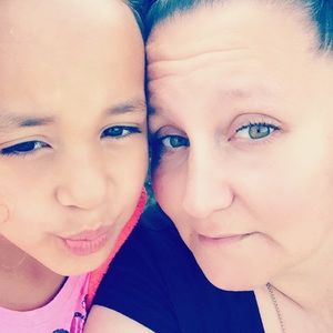 Meet your Posher, Sherry