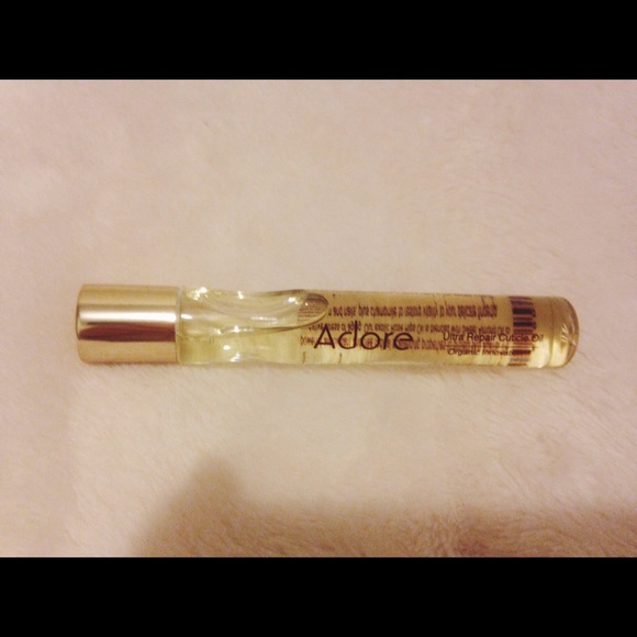 Adore Nail Kit - Picture 3 of 3