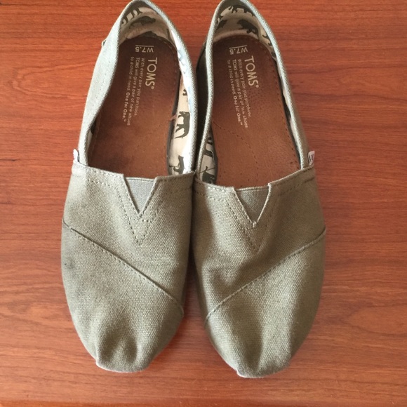Army Green Toms