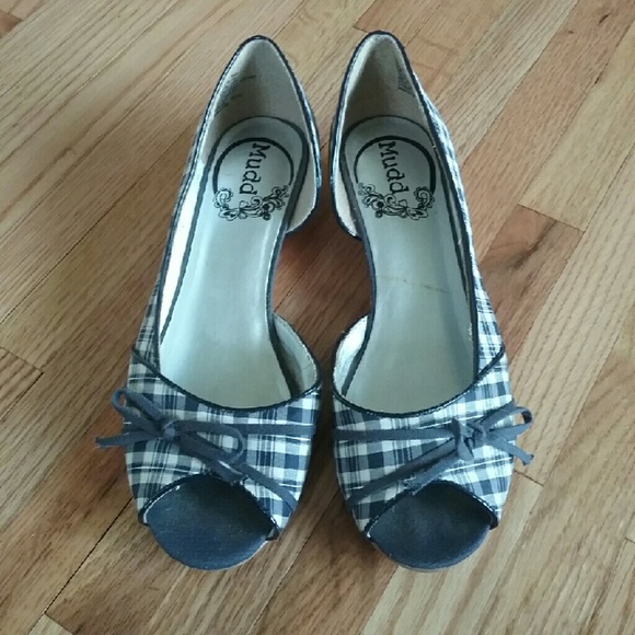 Mudd Peep-Toe Shoes
