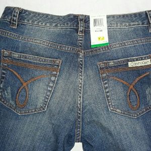 Calvin Klein Lady's Distressed Jeans Size 4X32