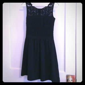 Lilly Pulitzer black lace dress XS