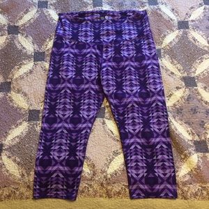 Old Navy 3/4 length workout pants