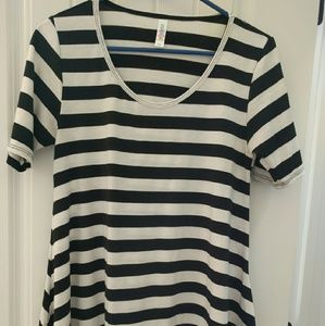 LulaRoe Perfect T