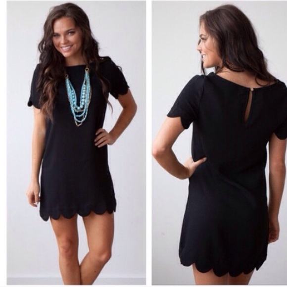 ❗️FINAL RESTOCK❗️Essential Solid Scallop Dress - Picture 2 of 3