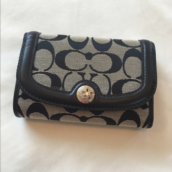 Coach wallet