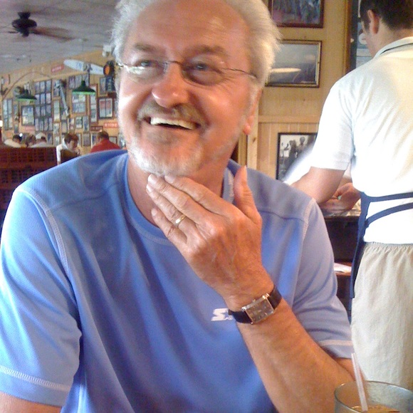 Meet your Posher, Rita - Picture 2 of 8