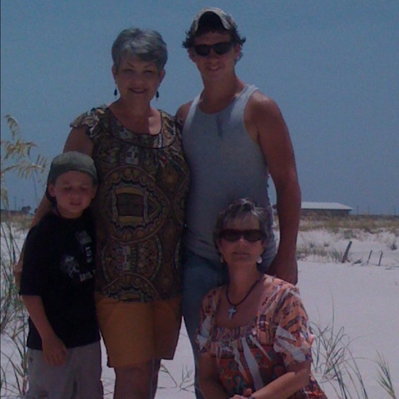 Meet your Posher, Rita - Picture 8 of 8