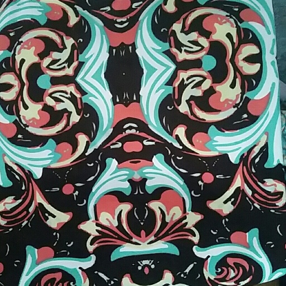 BNWT Lularoe TC tall curvy leggings