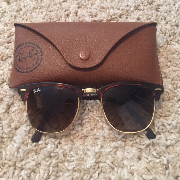 Ray-Ban Accessories - Ray-ban clubmaster tortoishell sunglasses