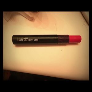 Mac haute and naughty mascara