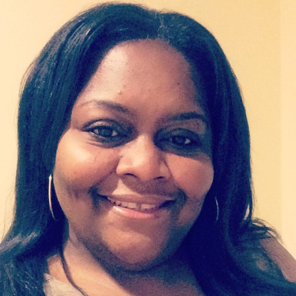 Meet your Posher, Felicia - Picture 1 of 1