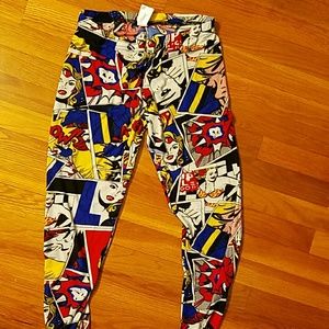Super hero leggings!