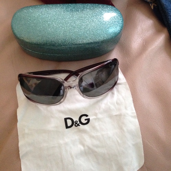 Authentic purple toned frame sunglasses main image 4