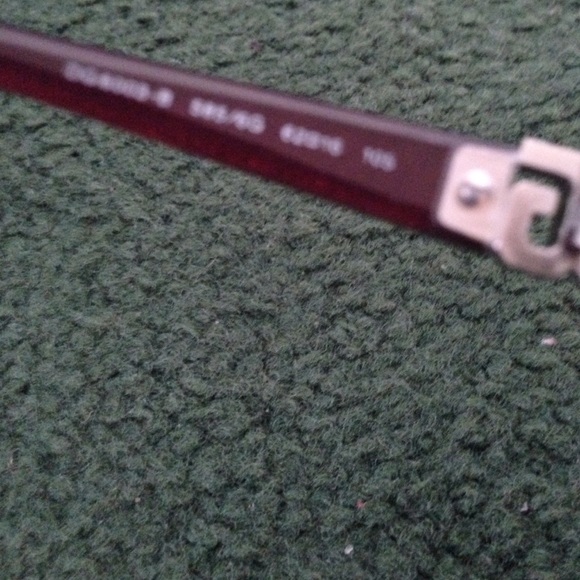 Authentic purple toned frame sunglasses