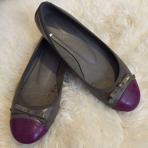 ❗️Price Drop❗️Old Navy flats with bow trim