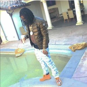 Meet your Posher, Tashaunaa