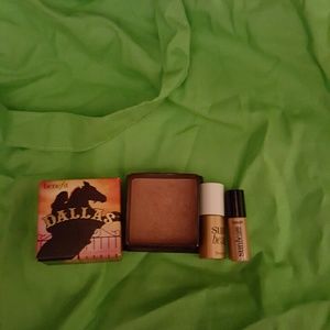 Benefit Dallas powder and sunbeam