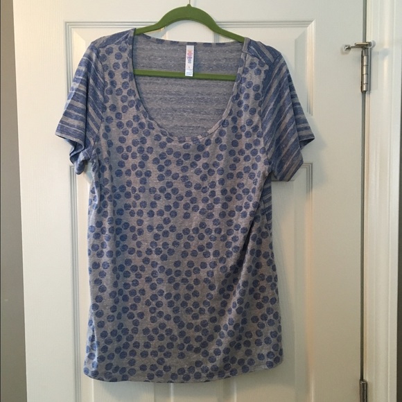 Size large classic T Lularoe