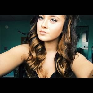 Meet your Posher, Michaela