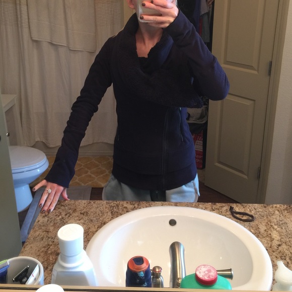 lululemon athletica Jackets & Coats - Lululemon cozy wrap jacket lululemon athletica Jackets & Coats - Lululemon cozy wrap jacket