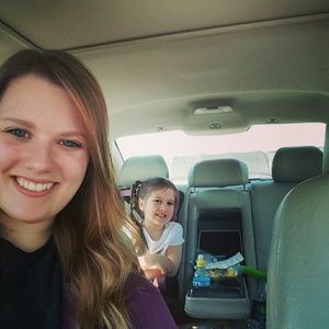 Meet your Posher, Cayla