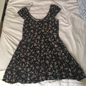 Size Large. Lauren Conrad floral dress.