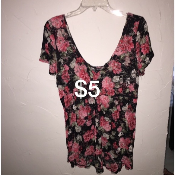 PRICE BREAK!!!TORRID LACE BABYDOLL STYLE TOP