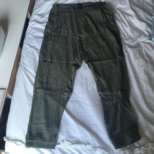 Size L joggers