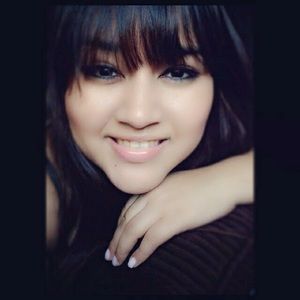 Meet your Posher, Dalila