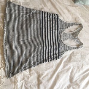 Size M striped tank