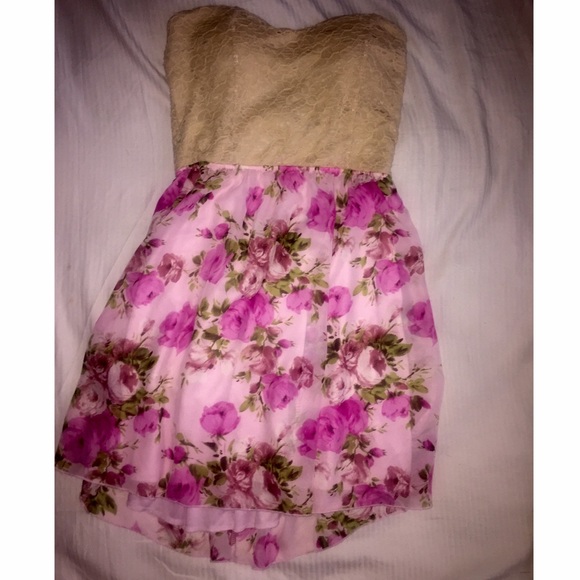 Adorable summer dress!