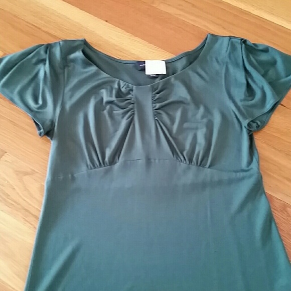 SOLD Banana Republic cap sleeve top