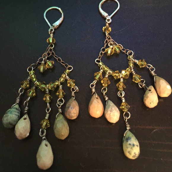 Earrings - Picture 1 of 1